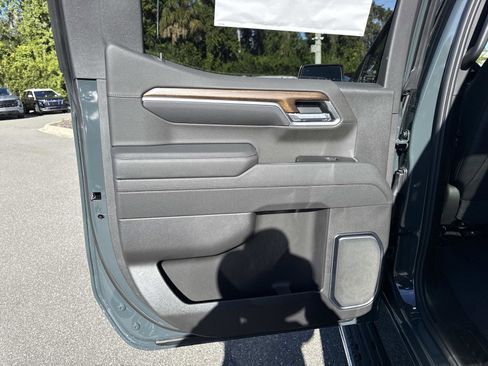 New 2026 Chevrolet Silverado 1500 High Country image 9