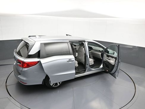 Certified 2023 Honda Odyssey Touring image 48