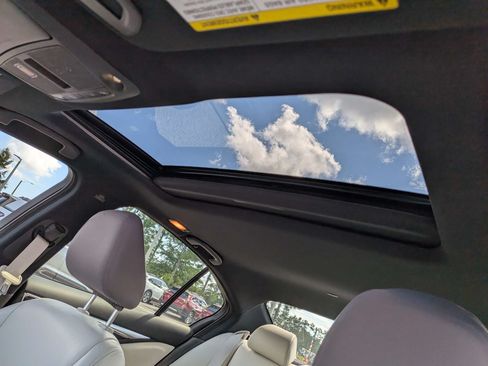 Used 2023 INFINITI Q50 Sensory RWD image 19