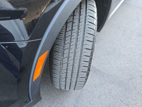 Used 2022 Cadillac XT4 Premium Luxury w/ Safety Alert Package image 25