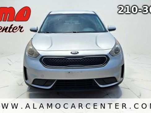 Used 2019 Kia Niro FE FWD image 8