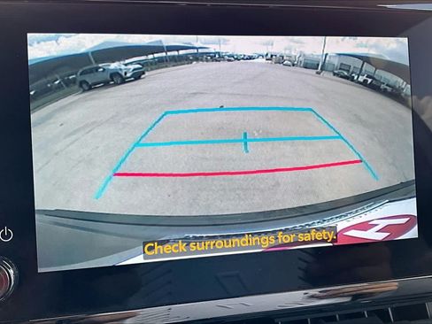 Used 2024 Toyota Corolla Cross LE FWD image 23