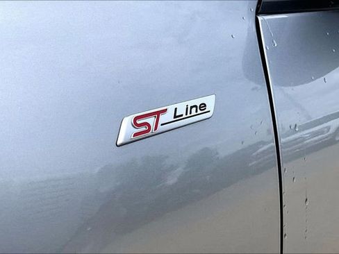 Used 2023 Ford Escape ST-Line w/ Tech Pack #1 FWD image 23