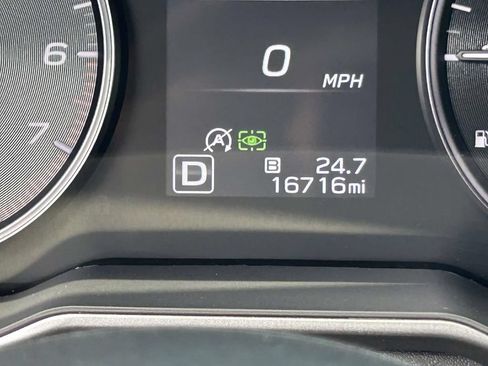 Certified 2025 Subaru Outback Limited AWD/4WD image 24