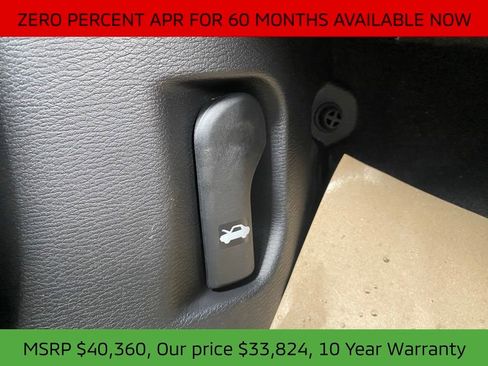 New 2025 Mitsubishi Outlander SE image 68