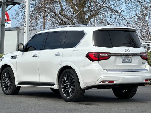 Used 2022 INFINITI QX80 Premium Select w/ Cargo Package image 6