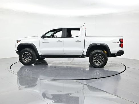 Used 2026 Chevrolet Colorado ZR2 AWD/4WD image 8