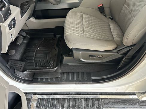 Used 2021 Ford F250 XLT w/ XLT Premium Package image 20