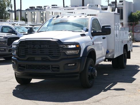 New 2025 RAM 4500 Tradesman image 8