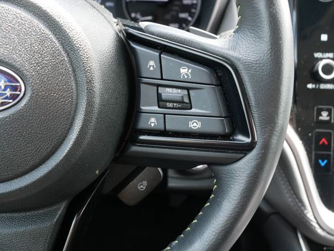 Used 2025 Subaru Outback Onyx Edition AWD/4WD image 30