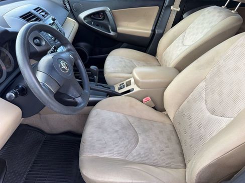 Used 2011 Toyota RAV4 4WD w/ Base L4 Extra Value Pkg image 5