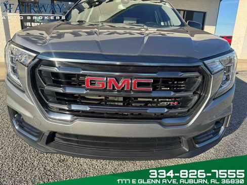 Used 2023 GMC Terrain AT4 image 3