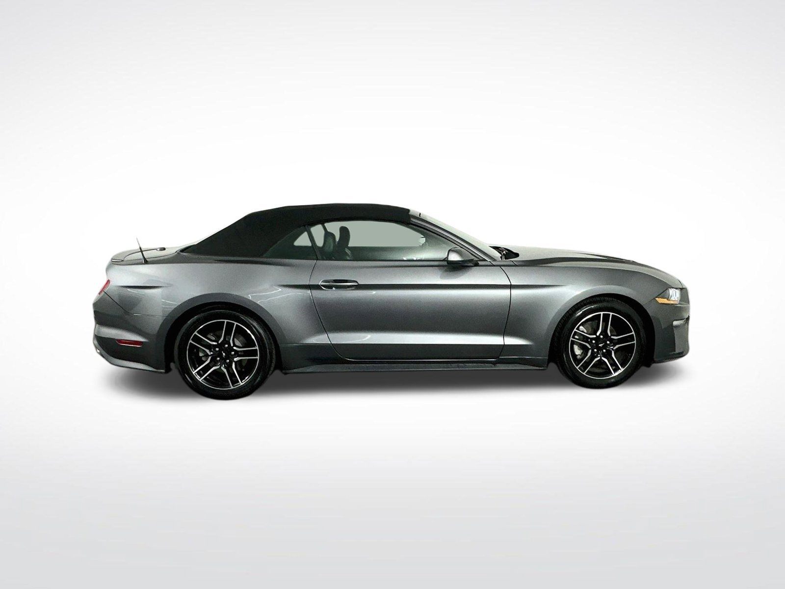 Used 2021 Ford Mustang Premium RWD image 9