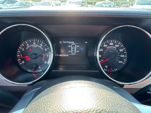 Used 2016 Ford Mustang Premium RWD image 24
