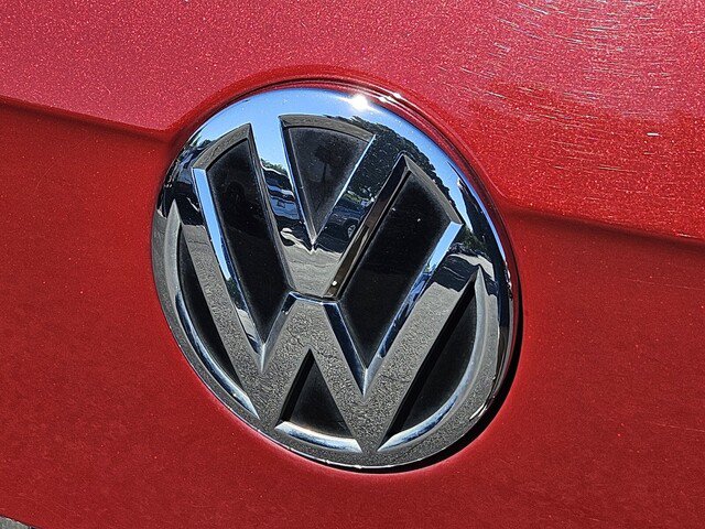 Used 2019 Volkswagen Tiguan SE w/ Panoramic Sunroof Package FWD image 31