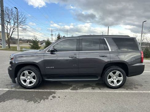 Used 2018 Chevrolet Tahoe LT image 2