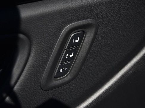 New 2025 Honda Pilot TrailSport image 9