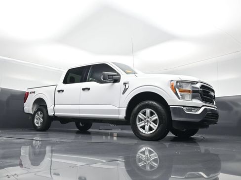 Used 2021 Ford F150 XLT w/ Equipment Group 301A Mid AWD/4WD image 3