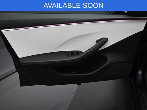 Used 2025 Tesla Model 3 Long Range RWD image 11