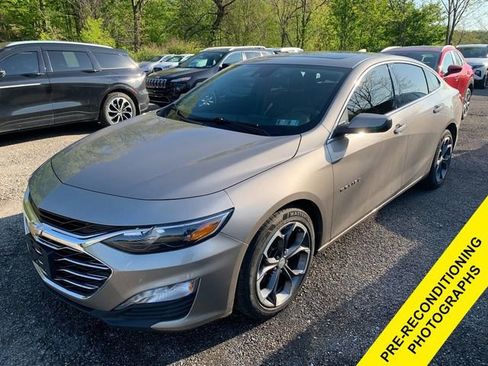 Used 2024 Chevrolet Malibu LT FWD image 1