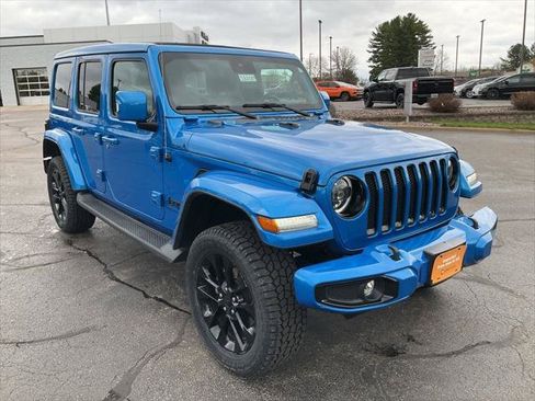 Certified 2023 Jeep Wrangler Unlimited Sahara AWD/4WD image 1