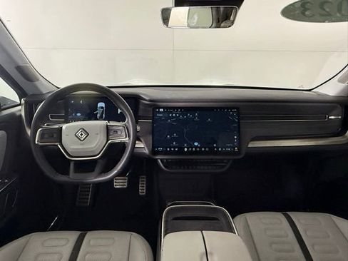 Used 2023 Rivian R1S Adventure image 24