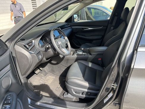 Certified 2025 INFINITI QX50 Pure image 5
