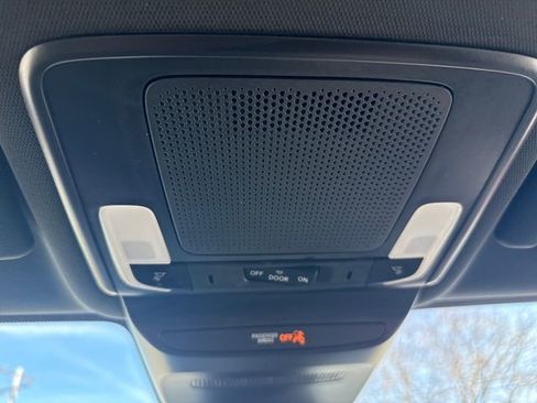 Certified 2024 Honda HR-V Sport image 36