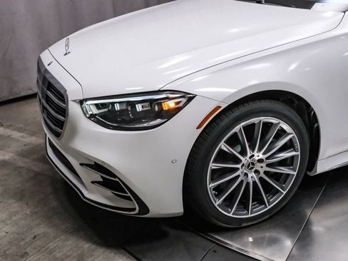 New 2025 Mercedes-Benz S 580e 4MATIC Sedan image 12