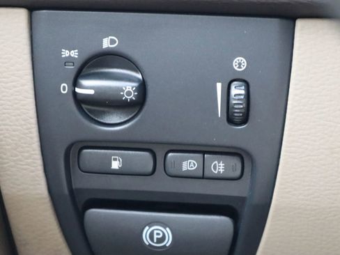 Used 2014 Volvo XC90 3.2 FWD image 31