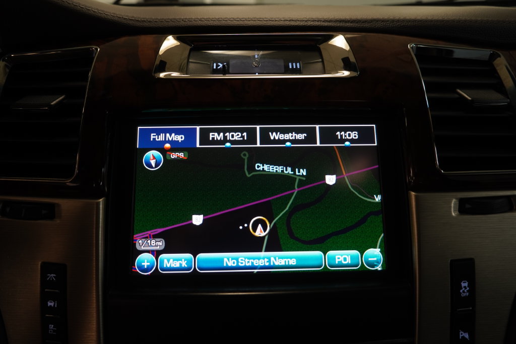 Certified 2014 Cadillac Escalade Platinum AWD/4WD image 9