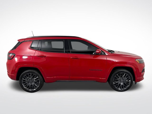 Used 2022 Jeep Compass Limited w/ (RED) Package AWD/4WD image 37
