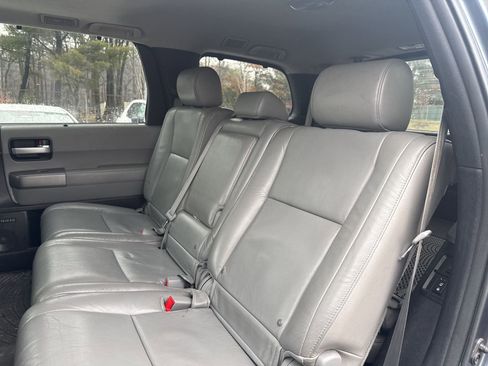 Used 2010 Toyota Sequoia Limited image 11