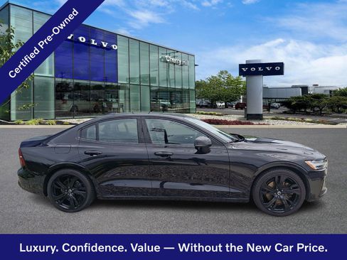 Certified 2024 Volvo S60 B5 Ultimate AWD/4WD image 8