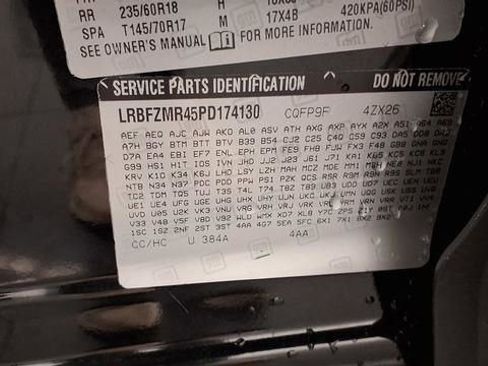 Used 2023 Buick Envision Preferred image 37