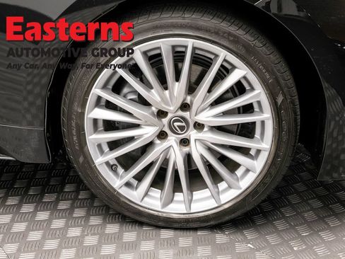 Used 2022 Lexus IS 300 AWD w/ Premium Package image 32