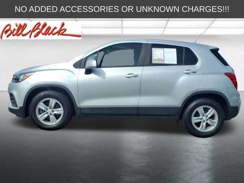 Used 2020 Chevrolet Trax LS w/ Tint and Cruise Package FWD image 2