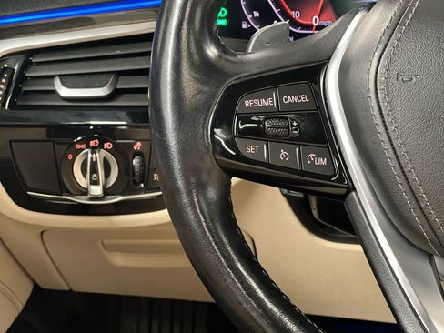 Used 2021 BMW 530i xDrive w/ Convenience Package image 31