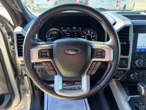Used 2019 Ford F150 Lariat image 20