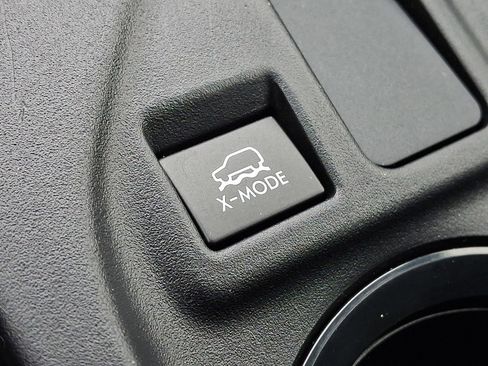 Used 2021 Subaru Crosstrek 2.0i image 22