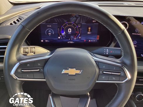 Used 2024 Chevrolet Traverse LT FWD image 27
