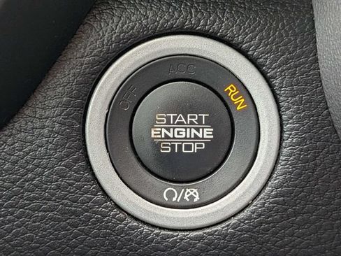 Used 2022 RAM 1500 Laramie AWD/4WD image 28