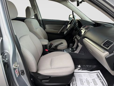 Used 2018 Subaru Forester 2.5i Premium AWD/4WD image 18