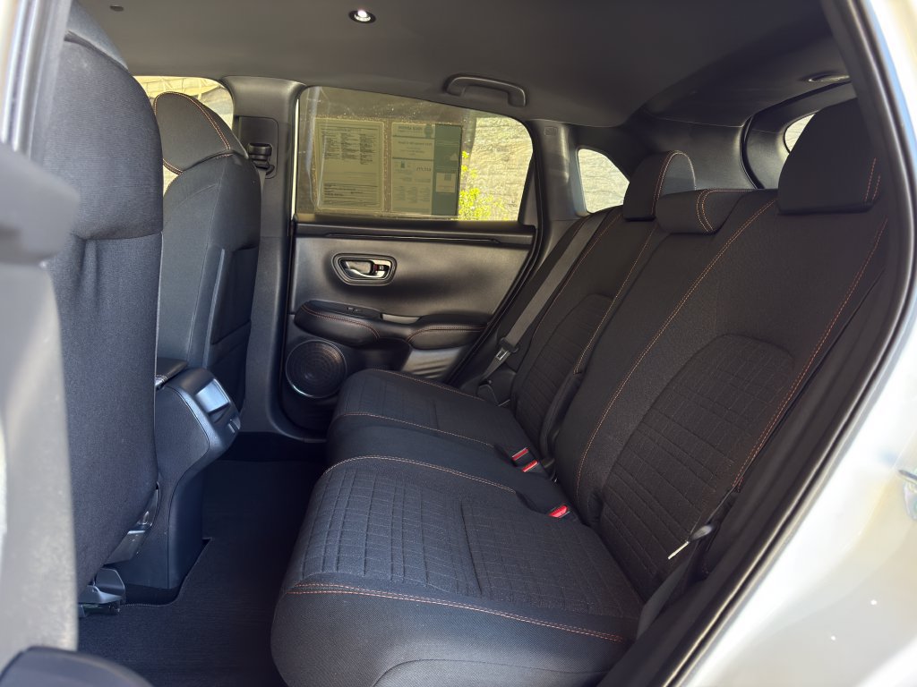 Used 2025 Honda HR-V Sport image 18
