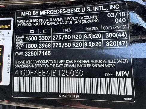 Used 2018 Mercedes-Benz GLS 450 4MATIC w/ Lighting Package image 23