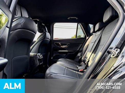 Used 2025 Mercedes-Benz GLC 350e 4MATIC image 17