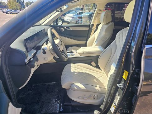 Used 2025 Genesis GV80 3.5T Prestige AWD/4WD image 21