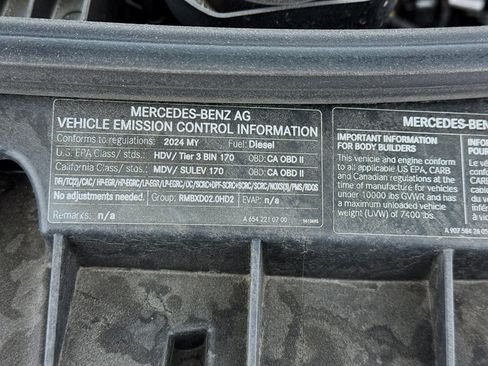 Used 2024 Mercedes-Benz Sprinter 2500 image 20