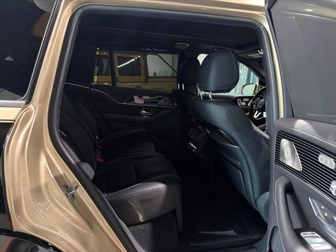 Used 2023 Mercedes-Benz Maybach GLS 600 4MATIC image 33