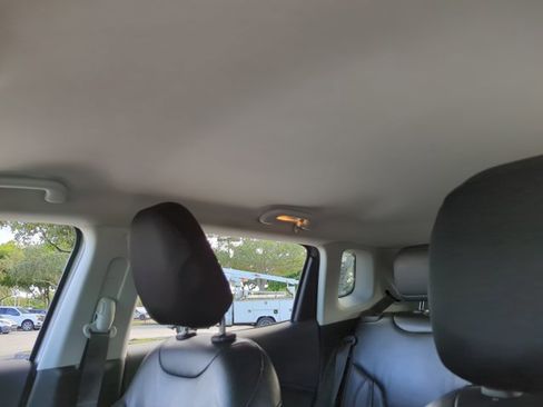 Used 2020 Jeep Compass Limited image 13